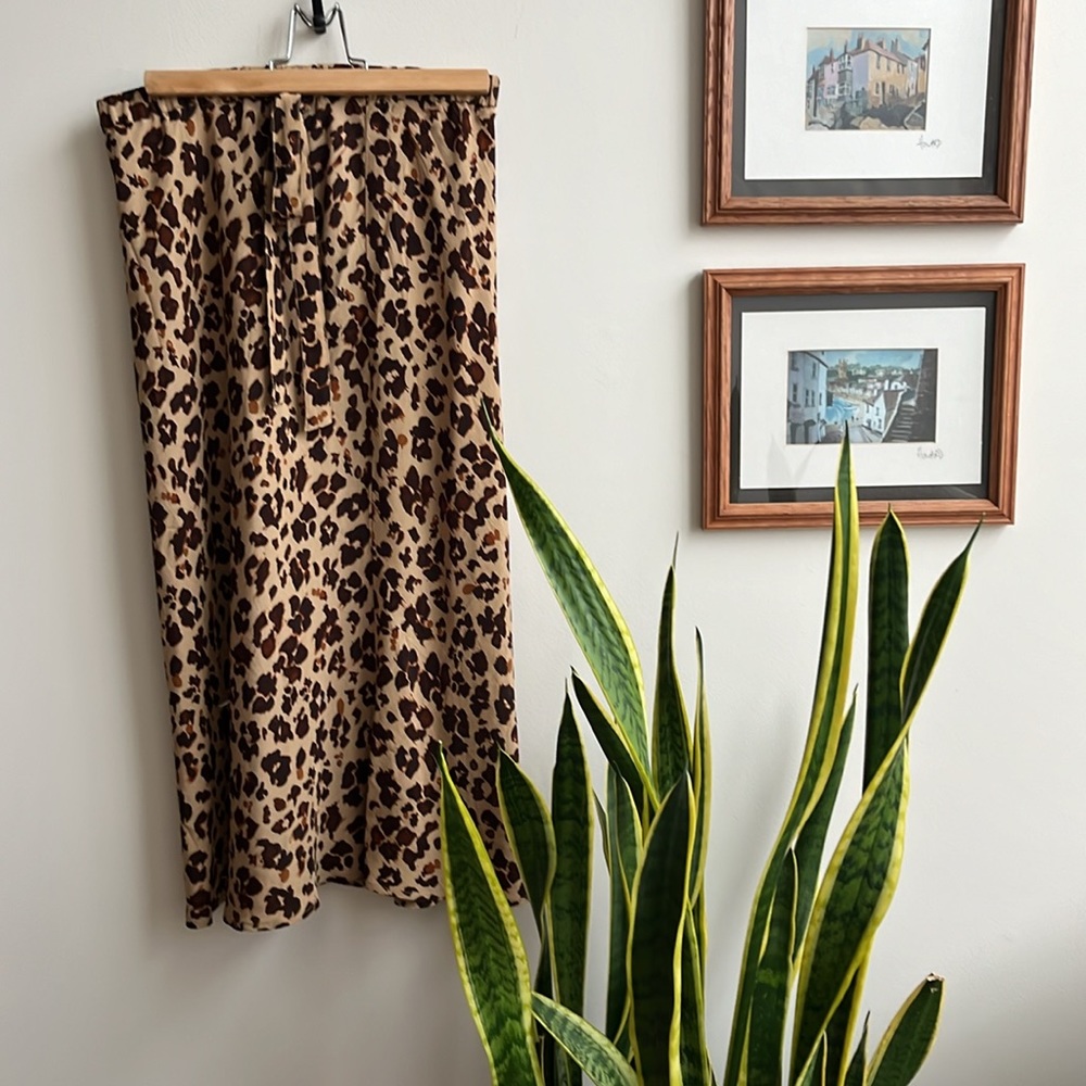 GAP Leopard Print Midi Skirt